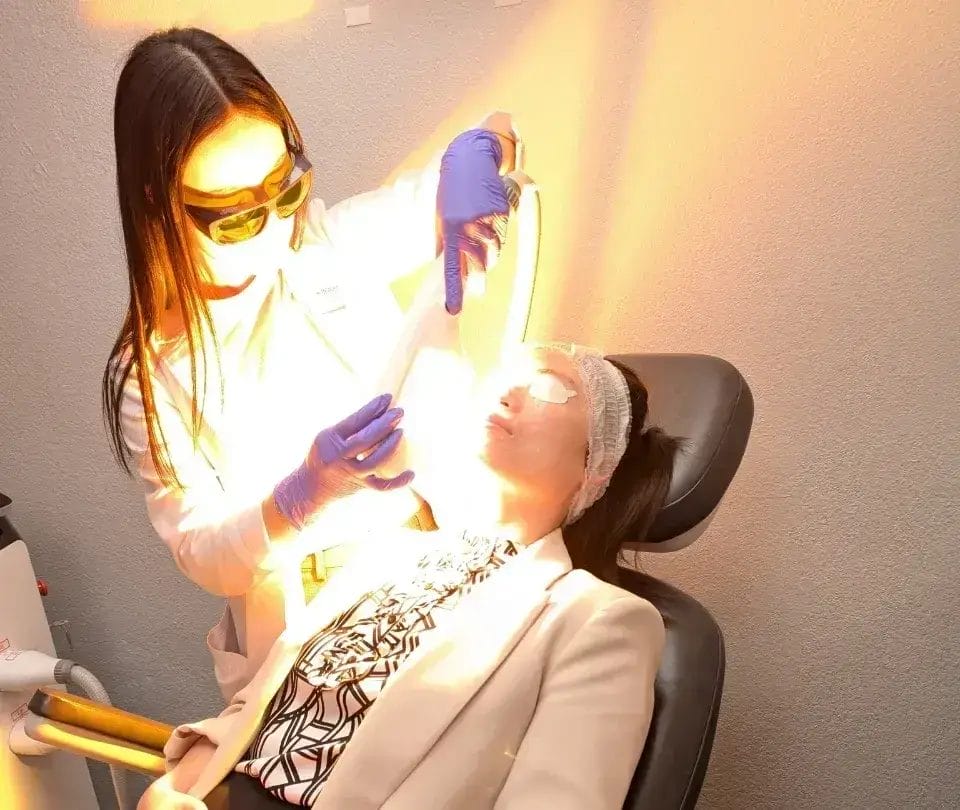 Recognizing Dry Eye Symptoms That IPL Can Improve