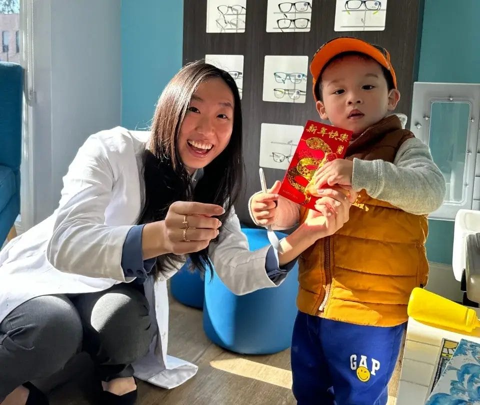 Hướng Dẫn Từ Các Bác Sĩ Nhãn Khoa Về Chăm Sóc Cá Nhân Hóa